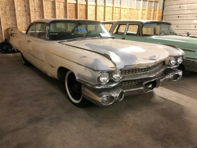 Cadillac DeVille 1959 image number 25