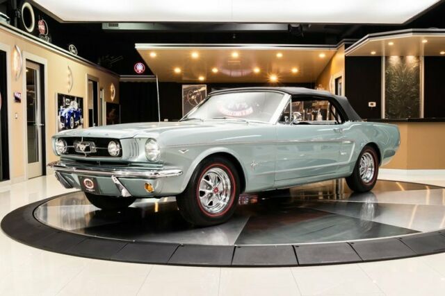 Ford Mustang 1964 image number 29