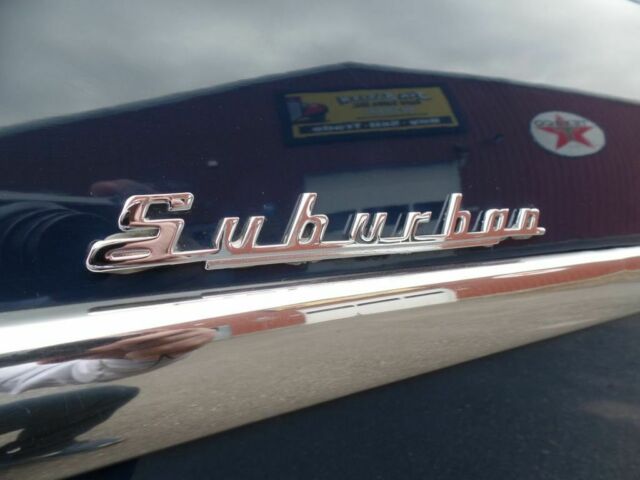 Plymouth SUBURBAN 1950 image number 10