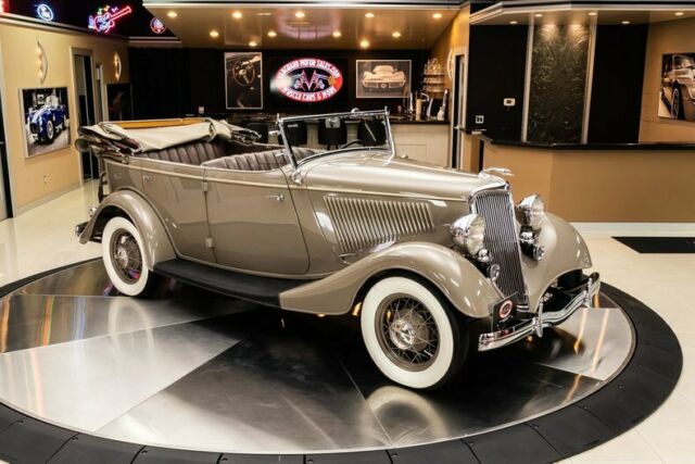 Ford Phaeton 1934 image number 10