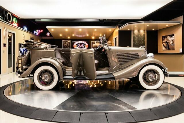 Ford Phaeton 1934 image number 12