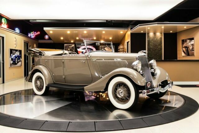 Ford Phaeton 1934 image number 33