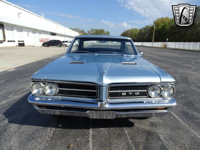 Pontiac GTO 1964 image number 2