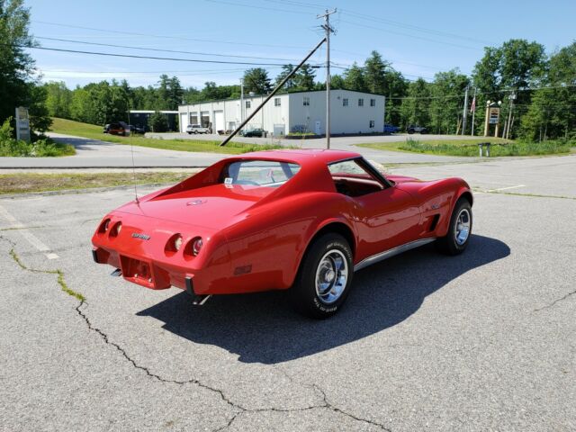 Chevrolet Corvette 1976 image number 6