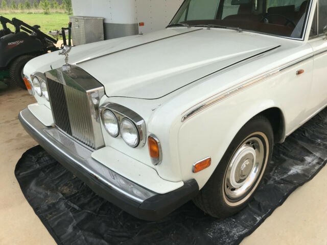 Rolls-Royce Silver Shadow 1975 image number 27