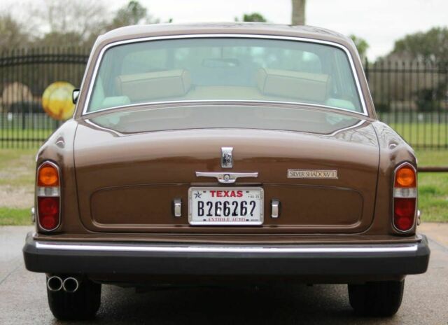 Rolls-Royce Silver Shadow II 1978 image number 13