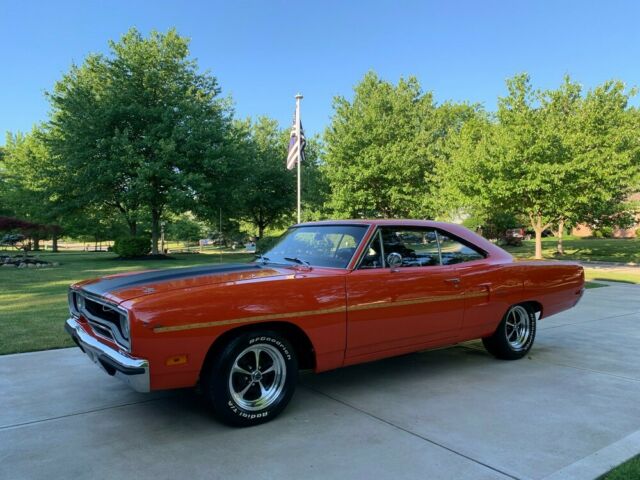 Plymouth Road Runner 1970 image number 0