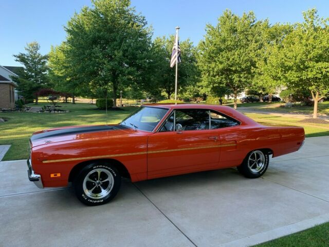 Plymouth Road Runner 1970 image number 1