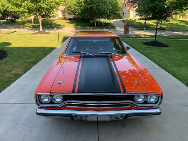 Plymouth Road Runner 1970 image number 17