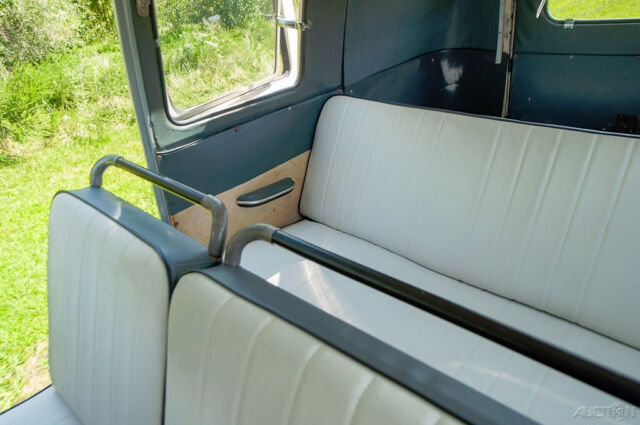 Volkswagen 19-Window Bus 1959 image number 12