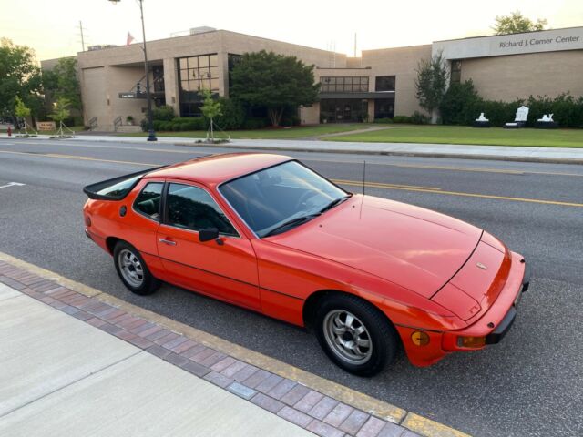 Porsche 924 1977 image number 13