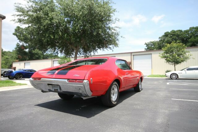 Oldsmobile Cutlass 1968 image number 5