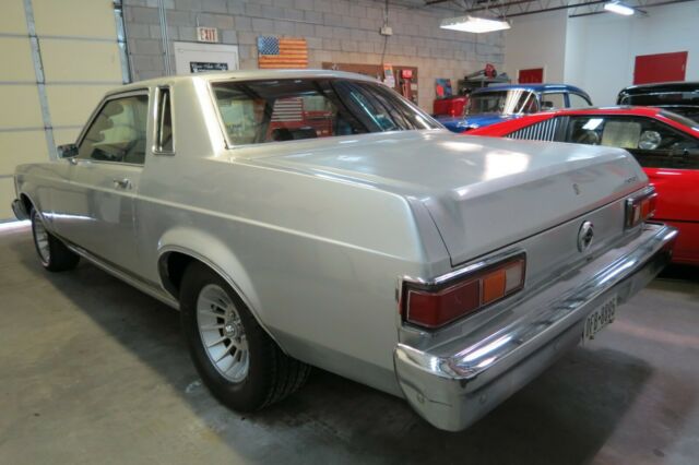 Ford Granada 1975 image number 1