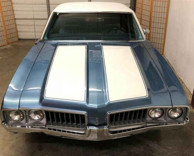 Oldsmobile Cutlass 1969 image number 0