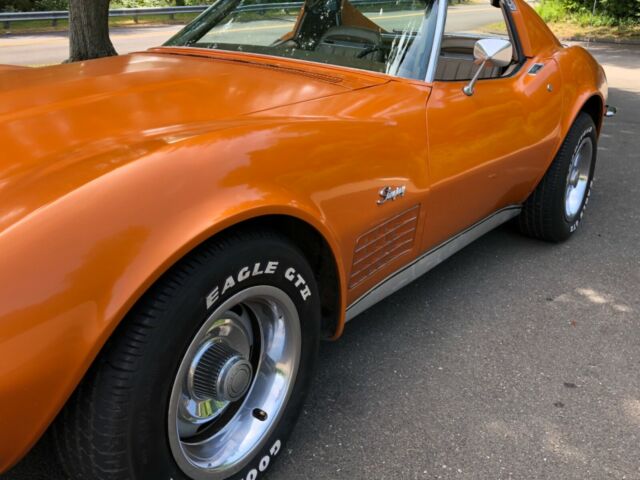 Chevrolet Corvette 1972 image number 10