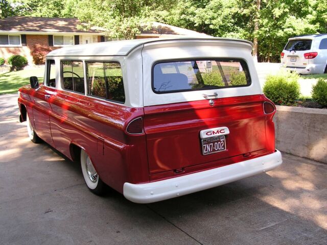 GMC Suburban 1962 image number 30