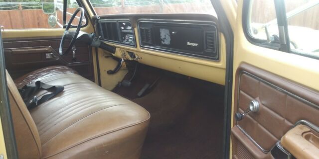 Ford F-250 1975 image number 43