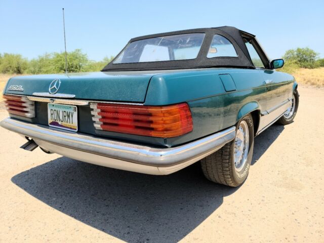 Mercedes-Benz 450SL 1973 image number 22