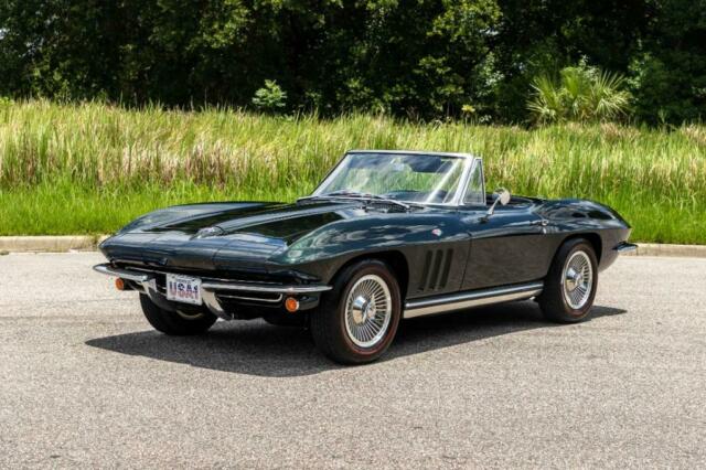 Chevrolet Corvette Convertible Matching #'s 1965 image number 11