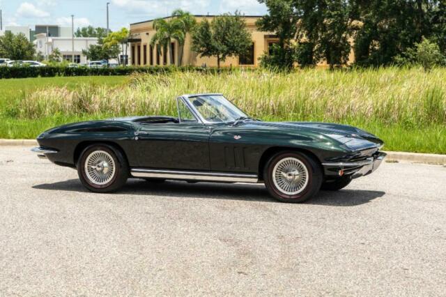 Chevrolet Corvette Convertible Matching #'s 1965 image number 7