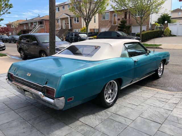 Ford Galaxie 1970 image number 6