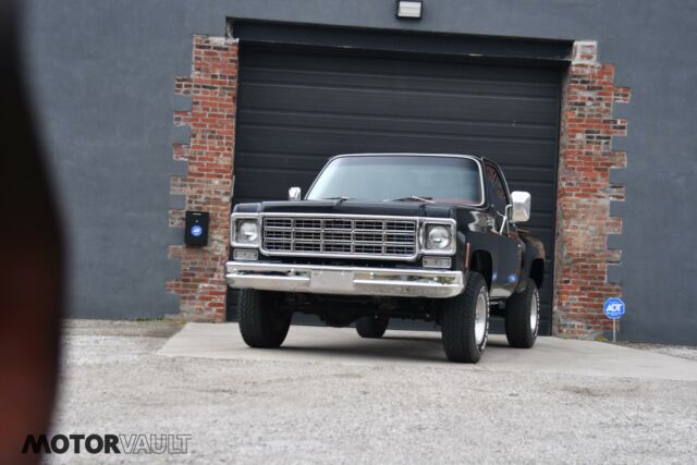 GMC K15 HIGH SIERRA 4X4 1977 image number 15