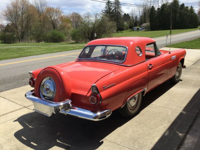 Ford Thunderbird 1956 image number 29