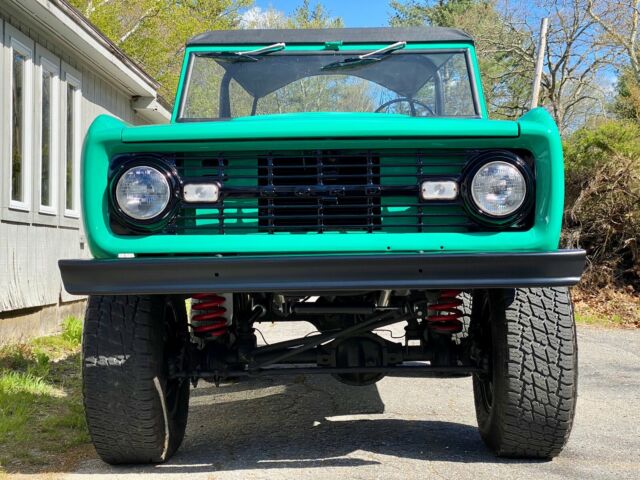 Ford Bronco 1967 image number 1