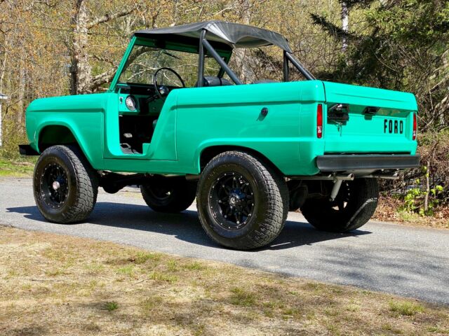 Ford Bronco 1967 image number 28