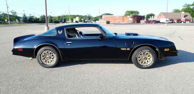 Pontiac Trans Am 1977 image number 18