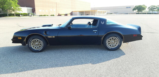 Pontiac Trans Am 1977 image number 20