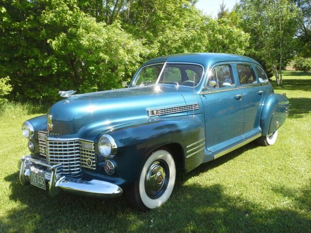 Cadillac Series 63 1941 image number 1