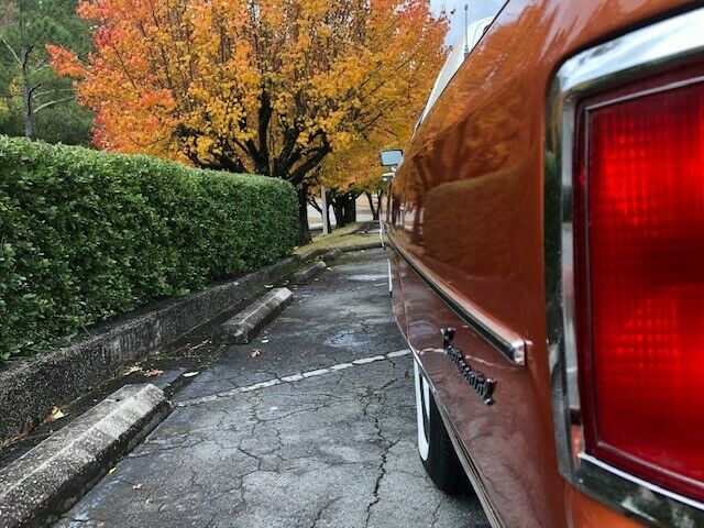 Lincoln Continental 1976 image number 47