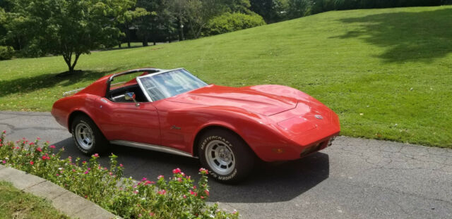 Chevrolet Corvette 1974 image number 0