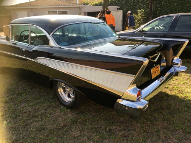 Chevrolet Bel Air/150/210 1957 image number 2