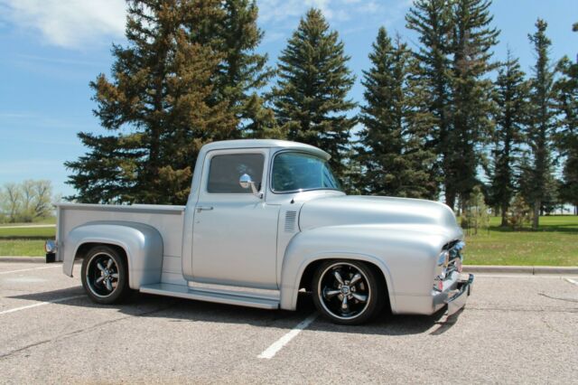 Ford F-100 1956 image number 2