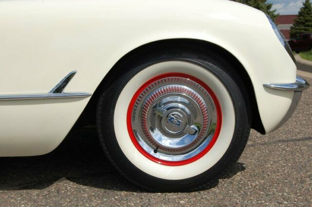 Chevrolet Corvette 1954 image number 15