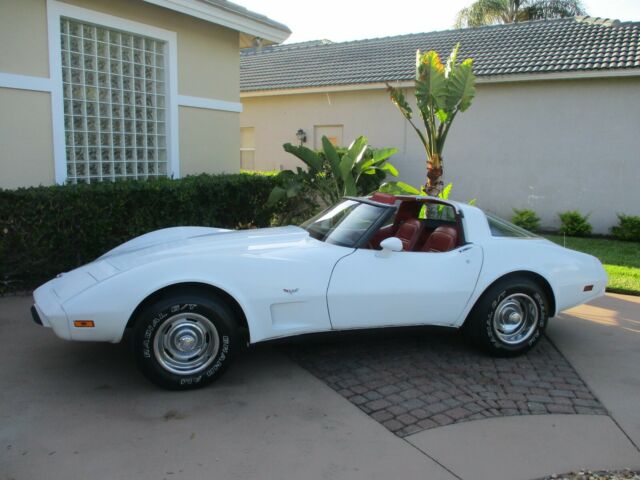 Chevrolet Corvette 1978 image number 23