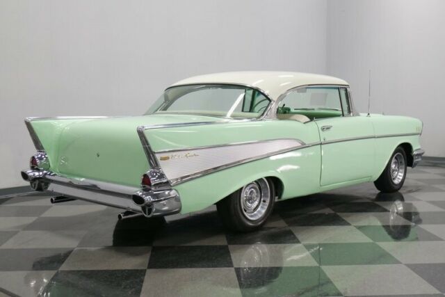 Chevrolet Bel Air/150/210 1957 image number 13