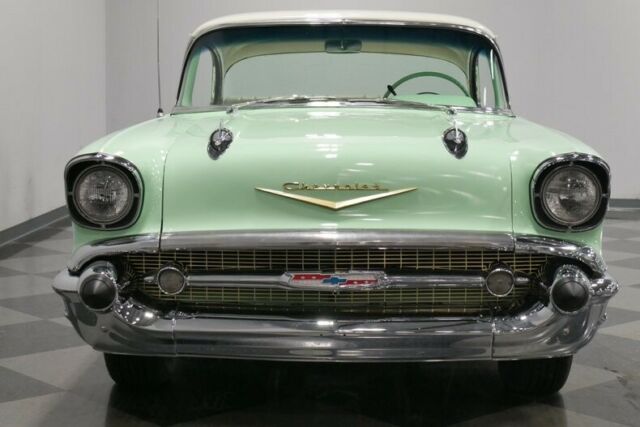 Chevrolet Bel Air/150/210 1957 image number 19