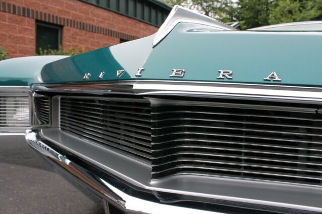 Buick Riviera 1966 image number 1