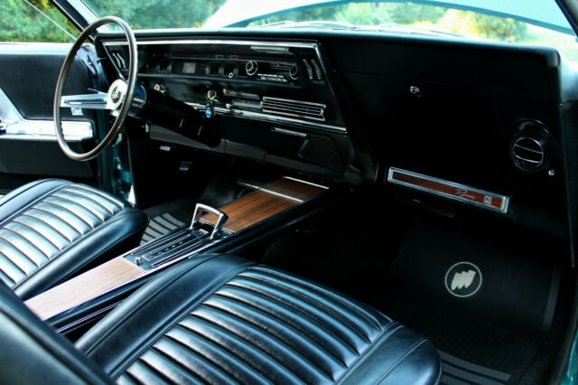 Buick Riviera 1966 image number 24