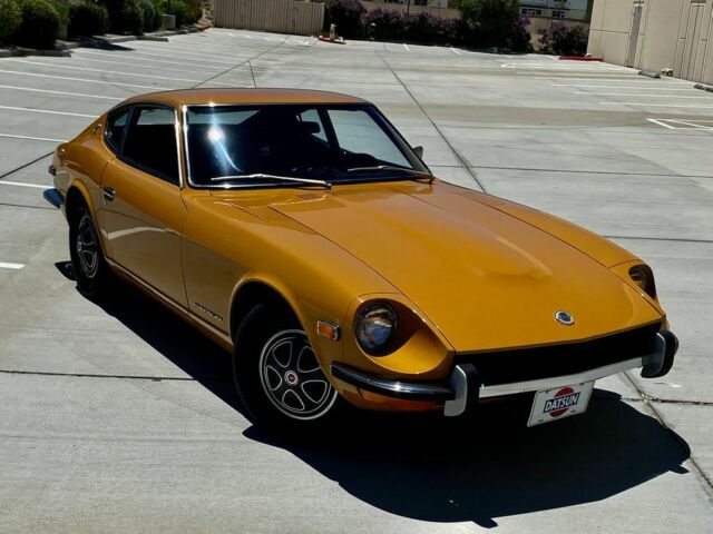 Datsun Z-Series 1971 image number 2