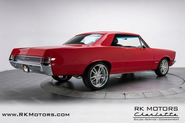 Pontiac GTO 1965 image number 1