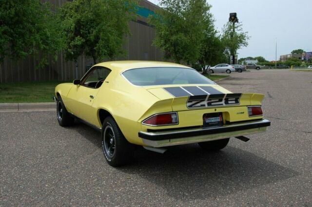 Chevrolet Z-28 Camaro 1974 image number 6