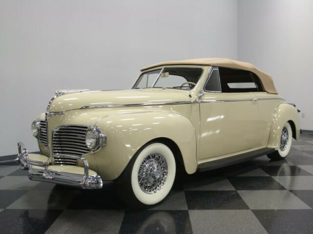 Dodge Luxury Liner 1941 image number 11