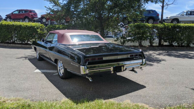 Pontiac Bonneville 1967 image number 14