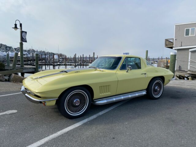 Chevrolet Corvette 1967 image number 24