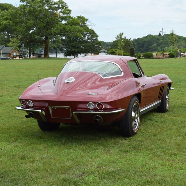 Chevrolet Corvette 1966 image number 22