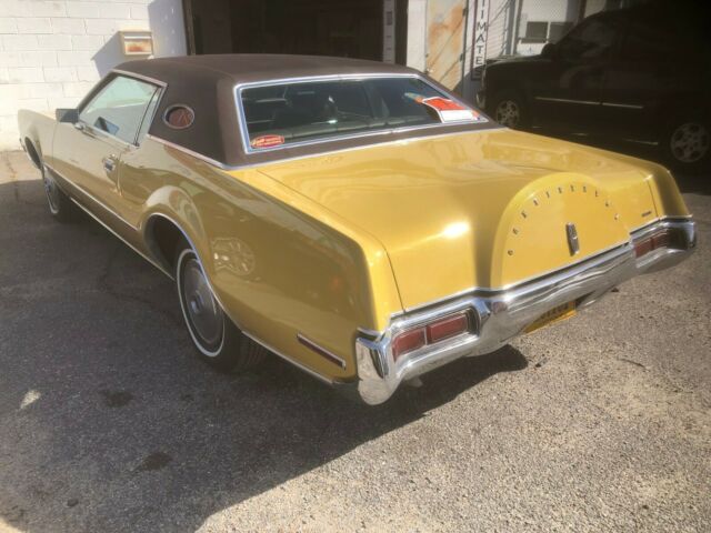 Lincoln Continental 1972 image number 9